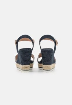 Tom Tailor Sandalen Met Plateauzool - Navy 7 Tom Tailor Sandalen Met Plateauzool - Navy -Tom Tailor 2d40e20275f74ec7ad4521b74b526754