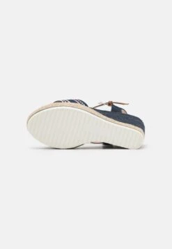 Tom Tailor Sandalen Met Plateauzool - Navy 8 Tom Tailor Sandalen Met Plateauzool - Navy -Tom Tailor 2e017131c7344ed8b86641713bc9d9fe