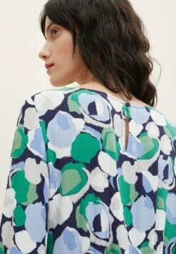 Tom Tailor With Smocking Detail - Jurk - Green Flower Design -Tom Tailor 385f259552084b75b7b7bec6ea6cae82