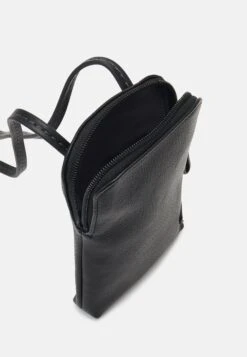 Tom Tailor Rubiana Mobile Phone Case - Telefoonhoesje - Black 6 Tom Tailor Rubiana Mobile Phone Case - Telefoonhoesje - Black -Tom Tailor 4a8604039105437d835ebc1a91e64330