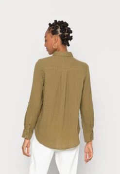 Tom Tailor Blouse Solid Crinkle - Blouse - Strong Olive -Tom Tailor 5586b06d541745dbaafb619e26b40f04