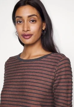 TOM TAILOR Denim Striped Jacquard- Sweater - Brown -Tom Tailor 67acee66aa2047749b18c56e7a71691c