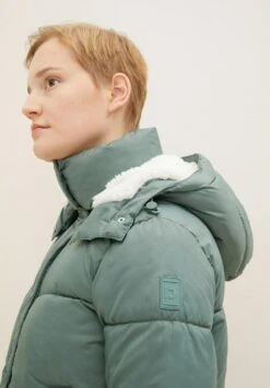 TOM TAILOR Denim Mit Abnehmbarer Kapuze  - Winterjas - Green Dust -Tom Tailor 6afb06b8d06f4b0d8cb85d84a3c23fd9