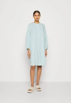 Tom Tailor Poplin Pleat Details - Blousejurk - Dusty Mint Blue