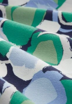 Tom Tailor With Smocking Detail - Jurk - Green Flower Design -Tom Tailor 7f504e9a267340a780d6076be7598503