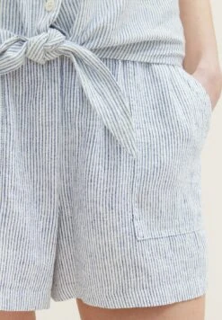 TOM TAILOR Denim Easy - Shorts - White Blue Vertical Stripe -Tom Tailor ac30fdbfe70740ecb208944154ca7911