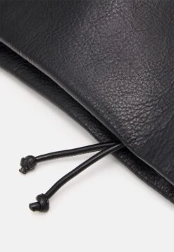 Tom Tailor Lani Bag - Handtas - Black -Tom Tailor d3a5b53cea0f4a5c8b1aaa7bde4d055b