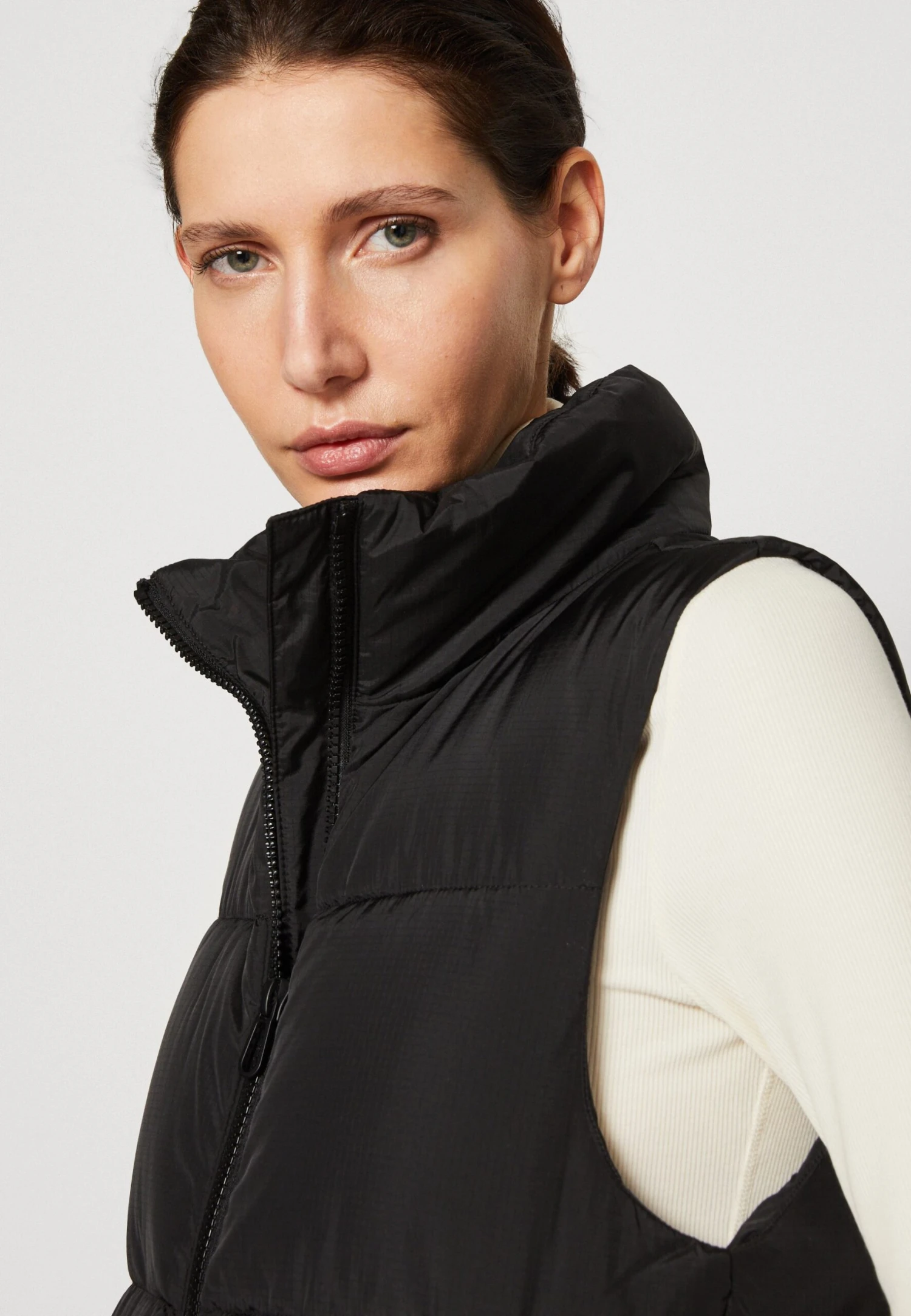 TOM TAILOR Denim Long Puffer Vest - Bodywarmer - Deep Black 4 TOM TAILOR Denim Long Puffer Vest - Bodywarmer - Deep Black - Afbeelding 4