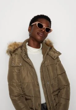 Tom Tailor Signature Puffer Coat - Winterjas - Tarmac Khaki -Tom Tailor f2cdf6c27f15418f82e1e81162c34bc7