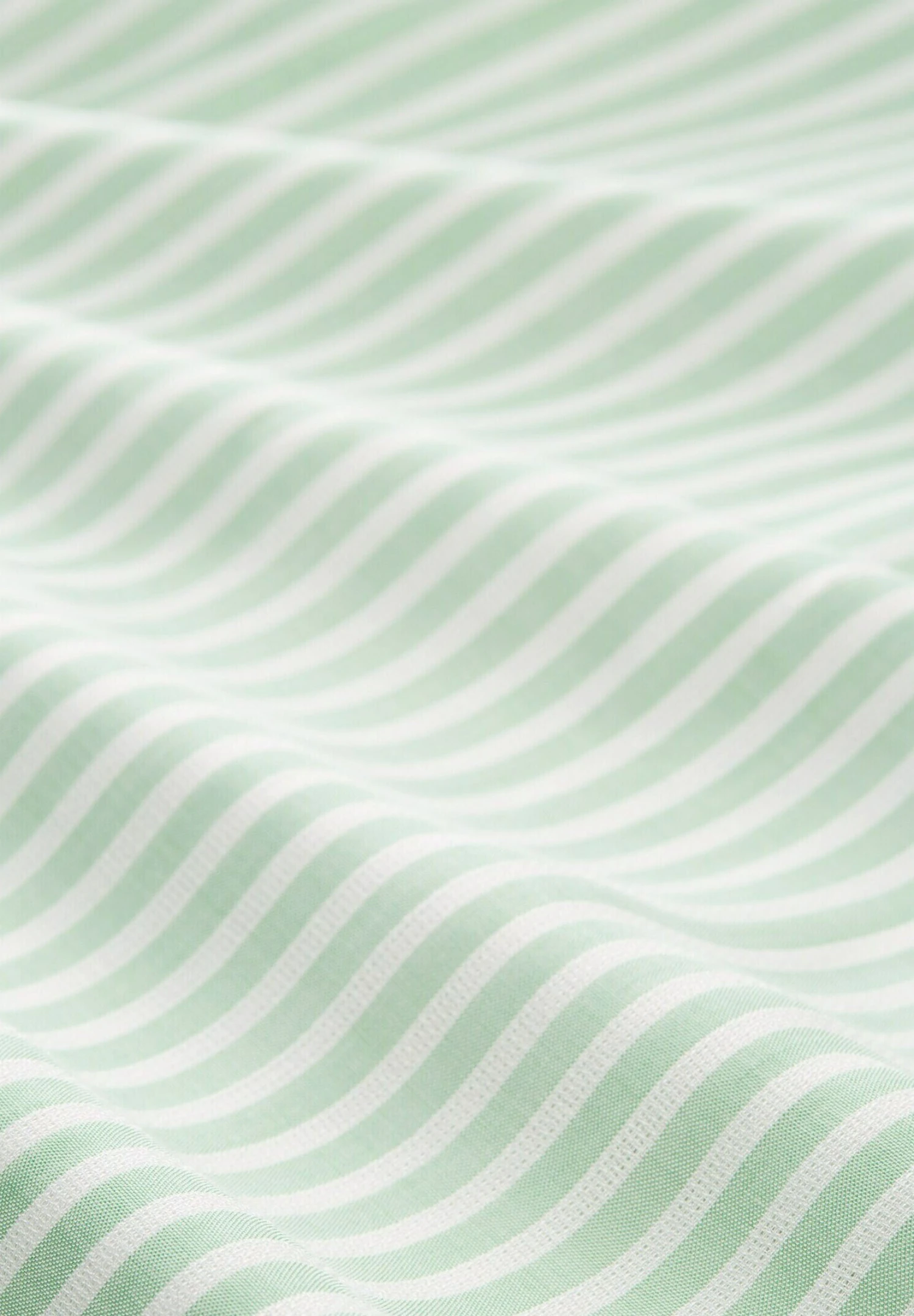 Tom Tailor Plus - Gestreifte Kurzarm - Overhemdblouse - Green White Stripe Woven 2 Tom Tailor Plus - Gestreifte Kurzarm - Overhemdblouse - Green White Stripe Woven - Afbeelding 2